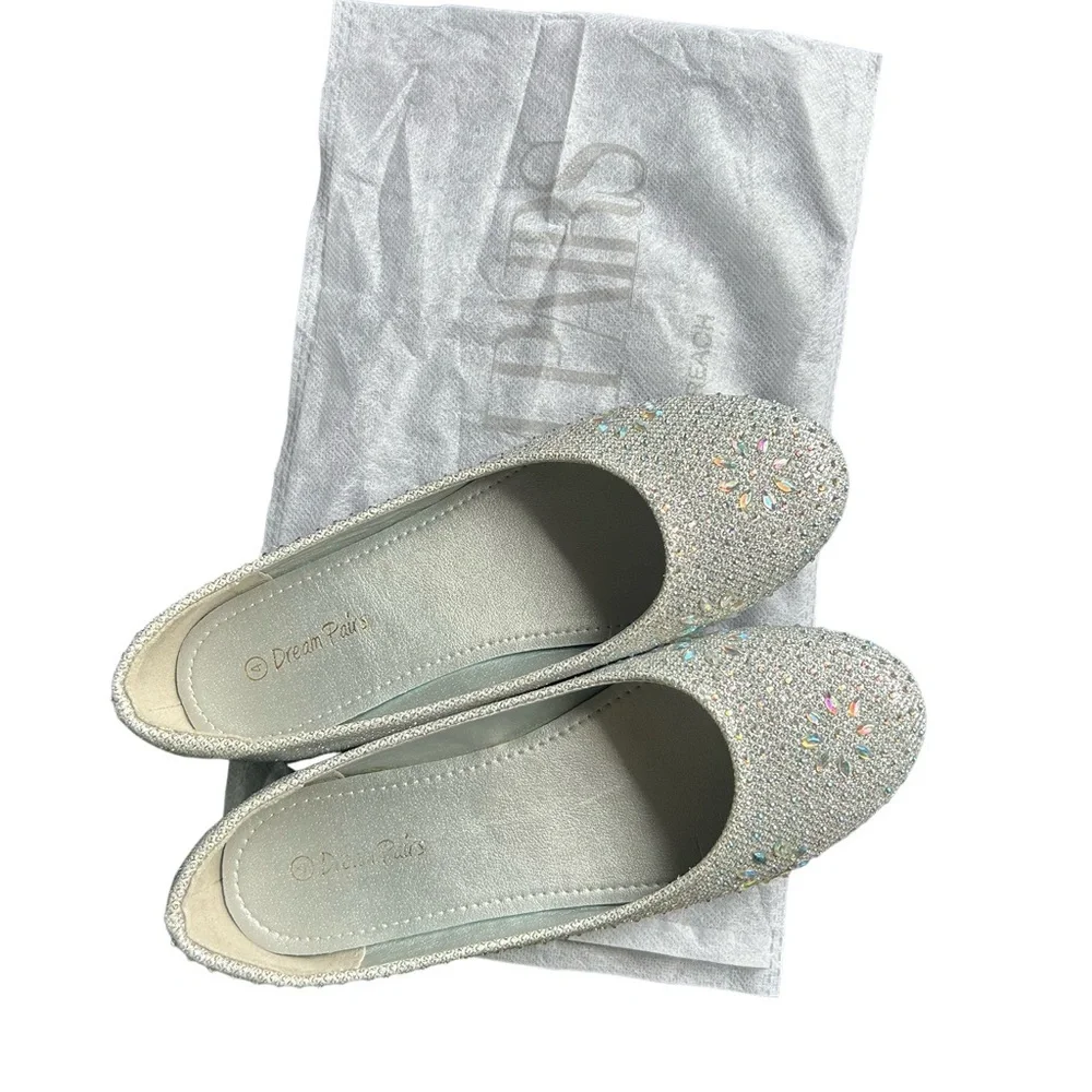 Dream Pairs Silver Dress Shoes with Rhinestone Embellishments kids